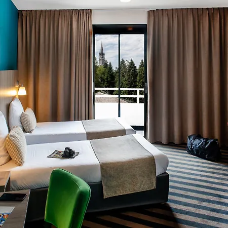 Panorama Hotel 4*