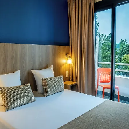 ホテル パノラマ 4*